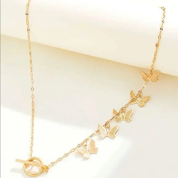 🆕 3/$30 Gold Butterfly Charm Lariat Necklace - Picture 2 of 2